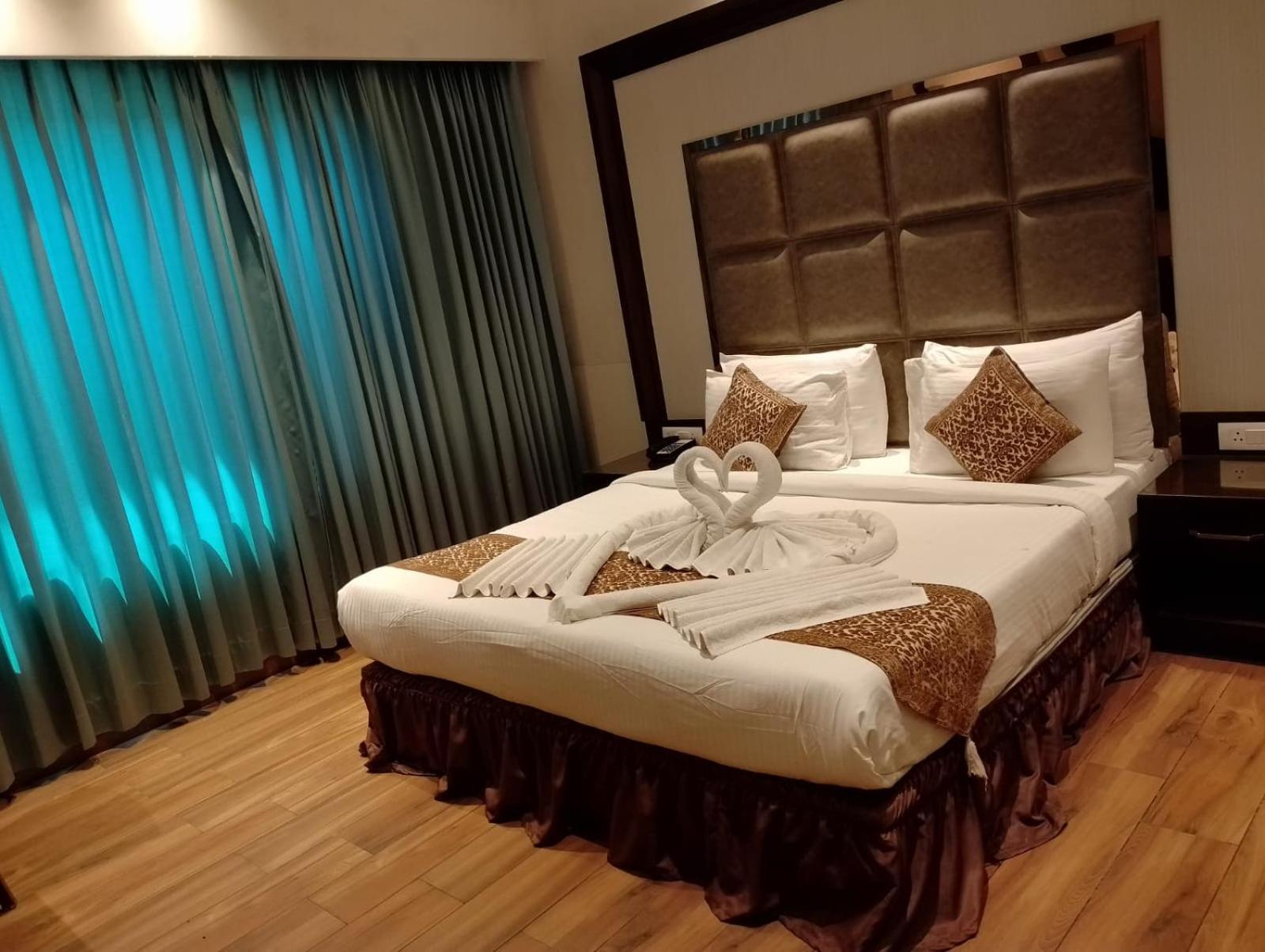 The Stella Hotel & Resort Ludhiana Eksteriør bilde